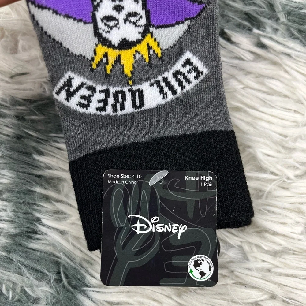 Disney Villains Women’s Evil Queen Poisonous Knee High Socks One Size Gray Black